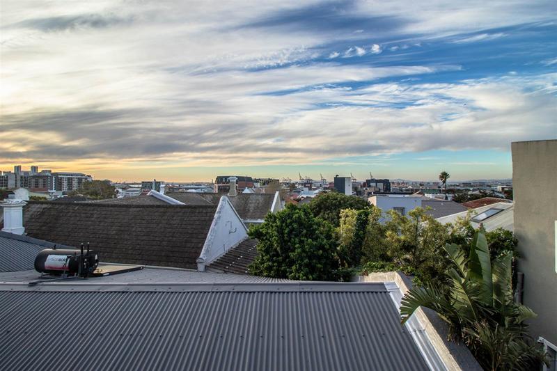 2 Bedroom Property for Sale in Woodstock Western Cape